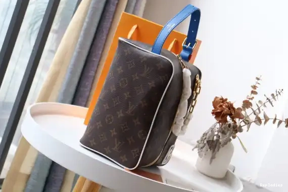 Rep ladies LVXNBA TOILETRY VUITTON BAG LOUIS 0527